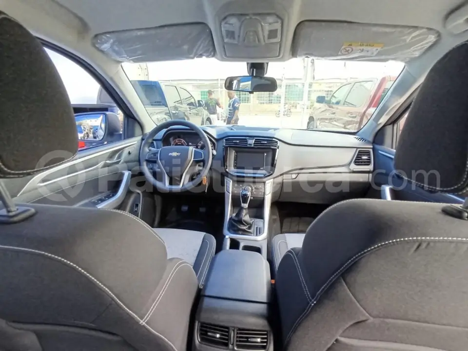 Foto 6 de Chevrolet DMAX CRDI FULL