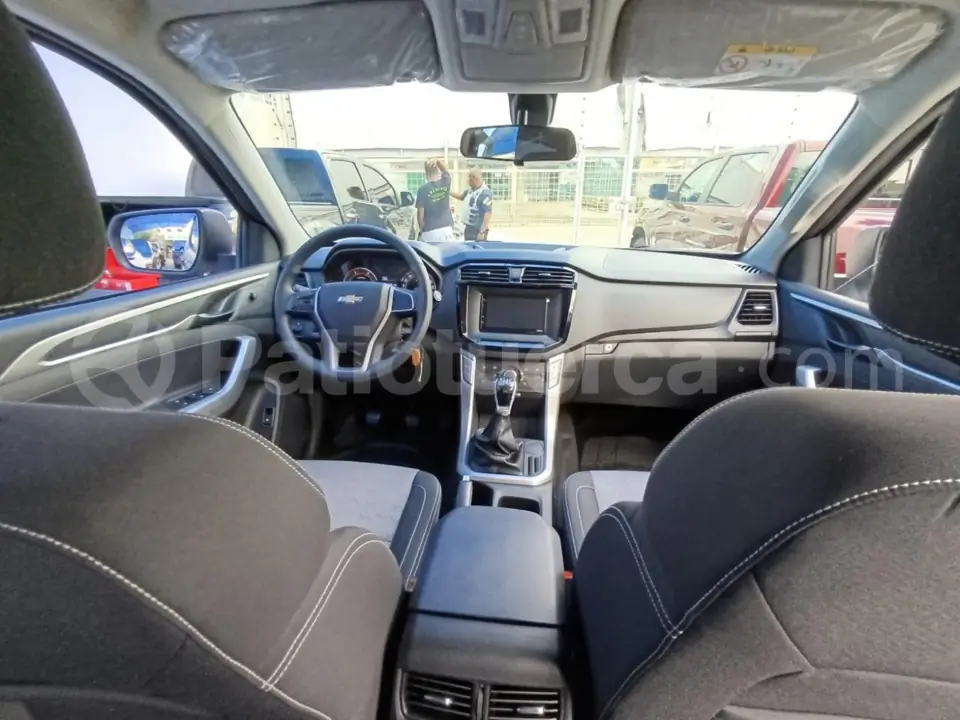 Foto 8 de Chevrolet DMAX CRDI FULL