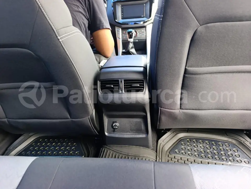 Foto 15 de Chevrolet DMAX CRDI FULL