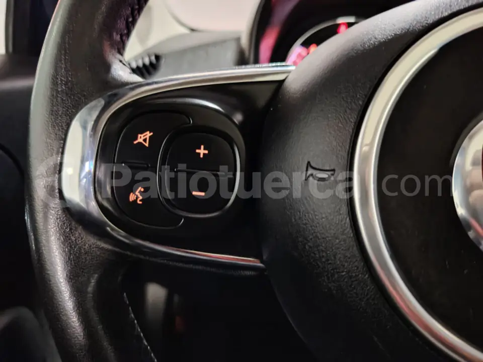 Foto 22 de Fiat 500 LOUNGE