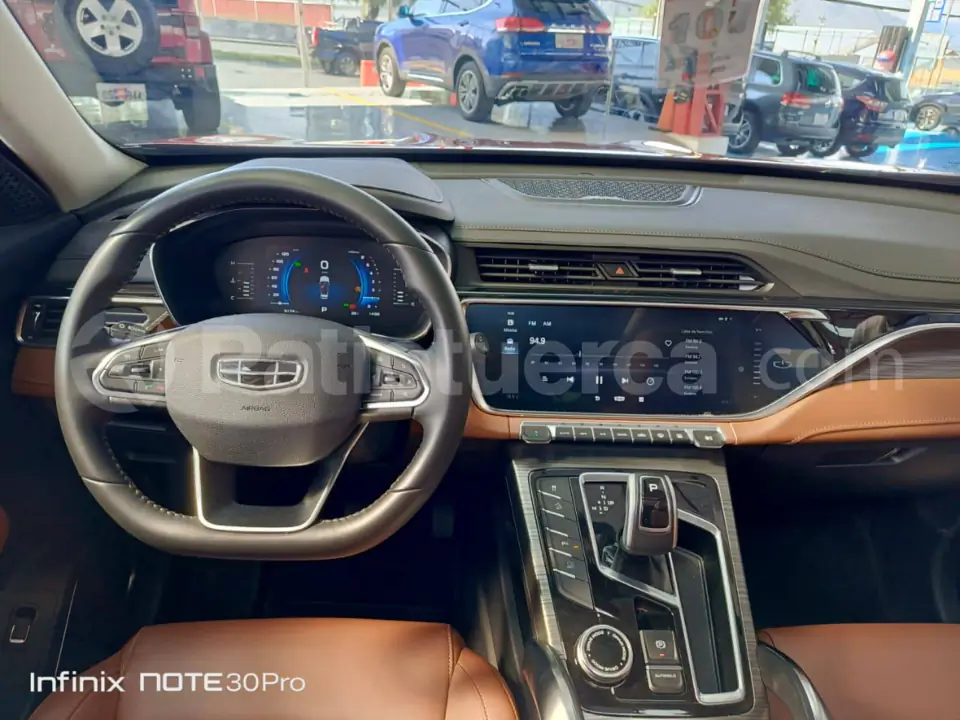 Foto 9 de Geely Azkarra