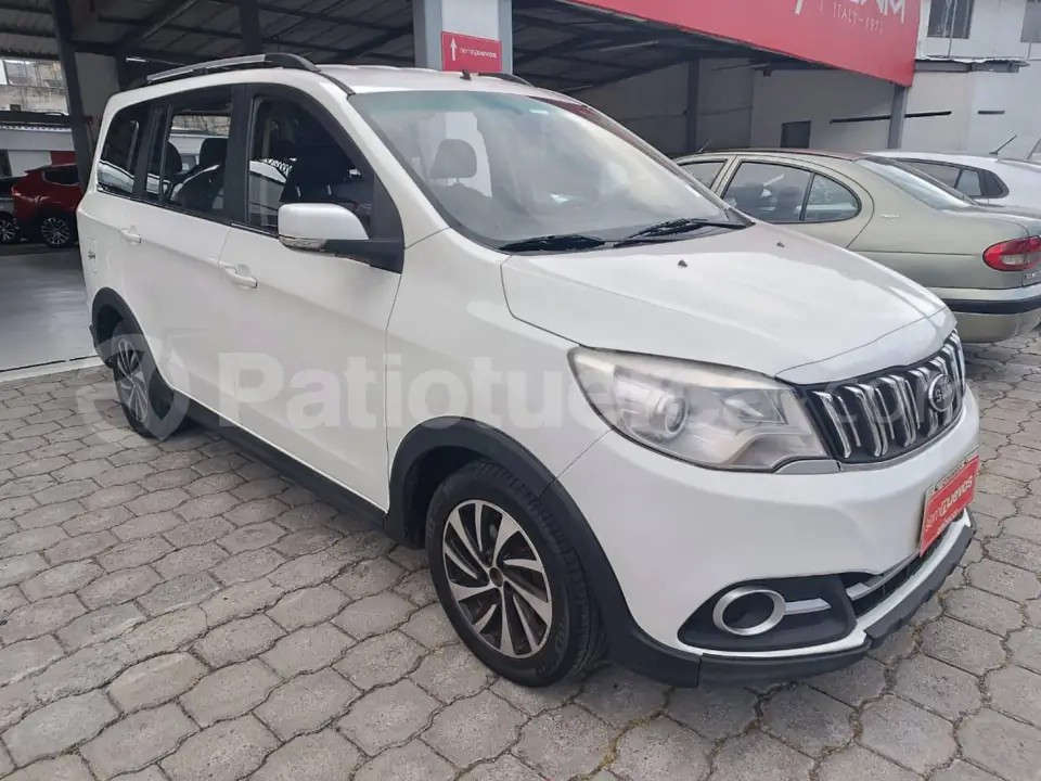 Foto 2 de Shineray MPV 750