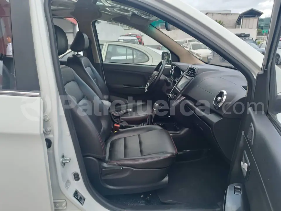 Foto 7 de Shineray MPV 750