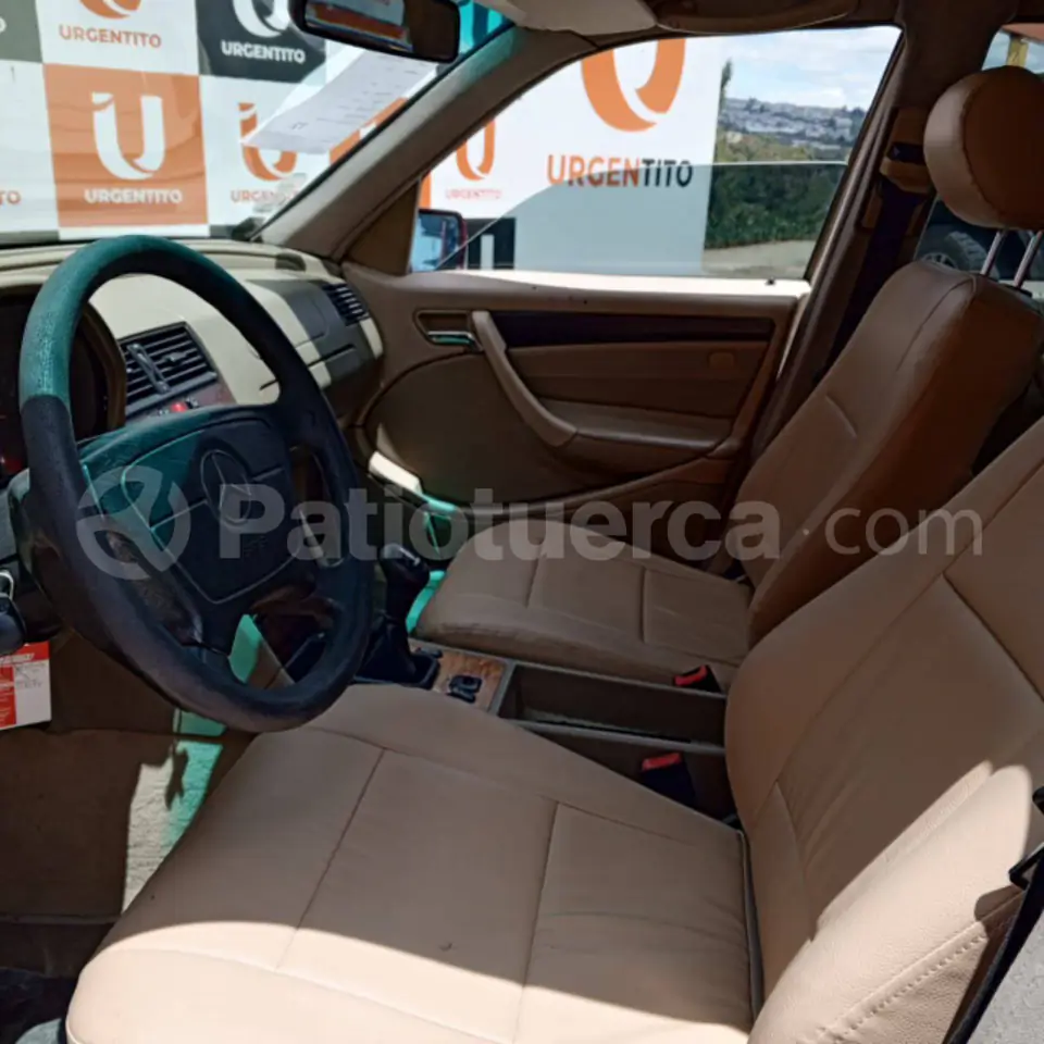 Foto 7 de Mercedes Benz C200