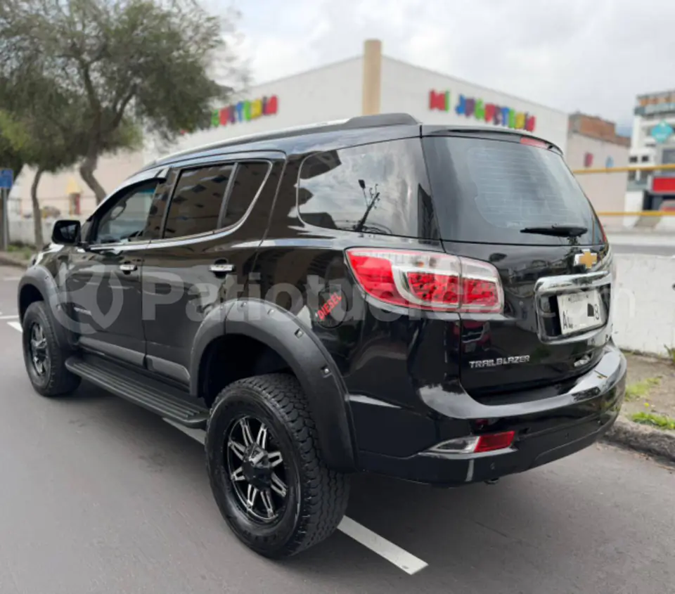 Foto 7 de Chevrolet TrailBlazer DSL LTZ TA 2.8