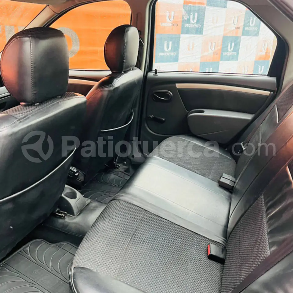 Foto 6 de Renault Logan