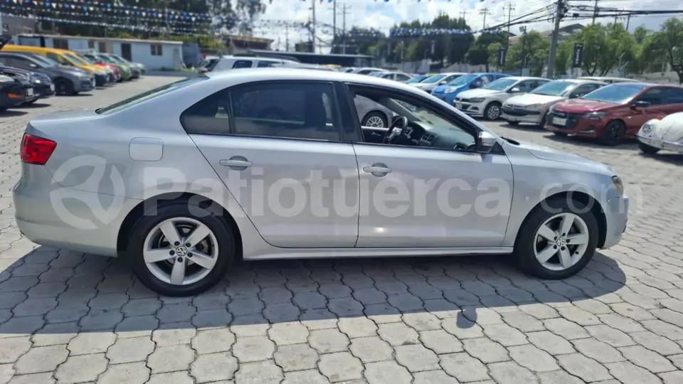 Foto 2 de Volkswagen New Jetta