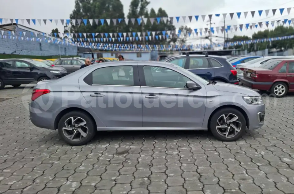 Foto 3 de Citroen C-ELYSEE