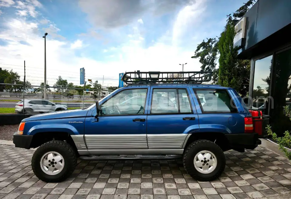 Foto 9 de Jeep Grand Cherokee Laredo