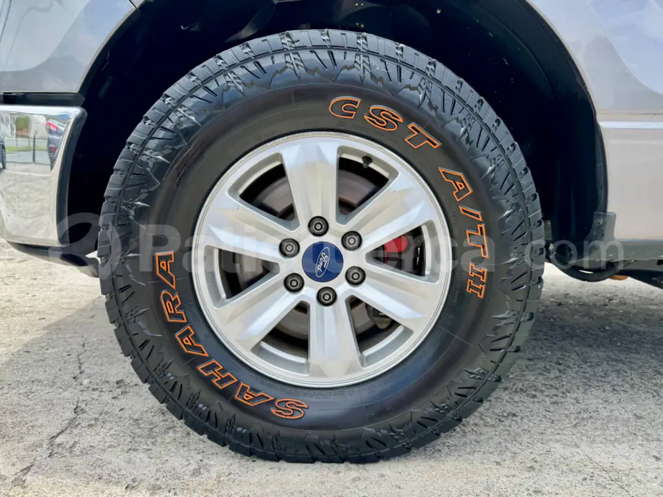 Foto 12 de Ford F150 DC 4X2