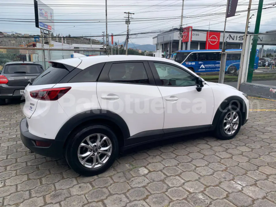 Foto 12 de Mazda CX 3 CORE