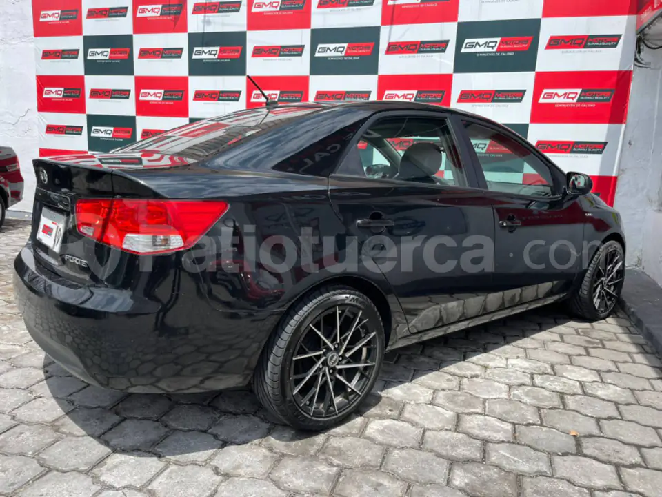 Foto 5 de Kia Cerato Forte