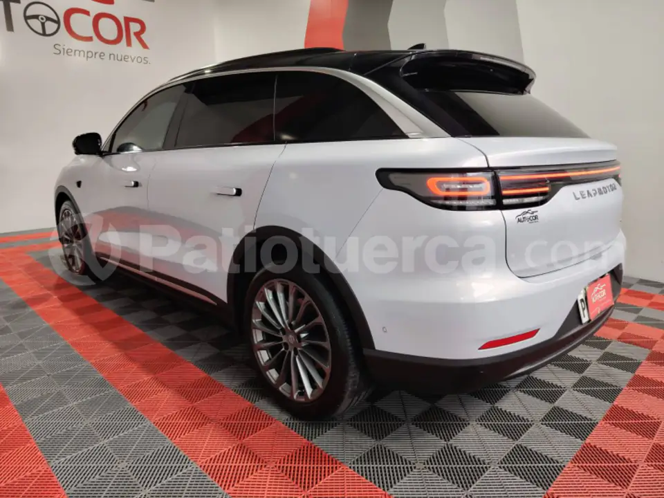 Foto 7 de LEAPMOTOR C11