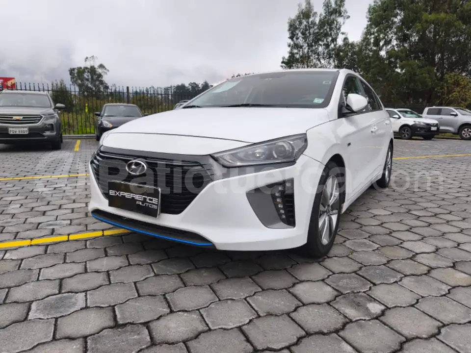 Foto 2 de Hyundai Ioniq Hybrid