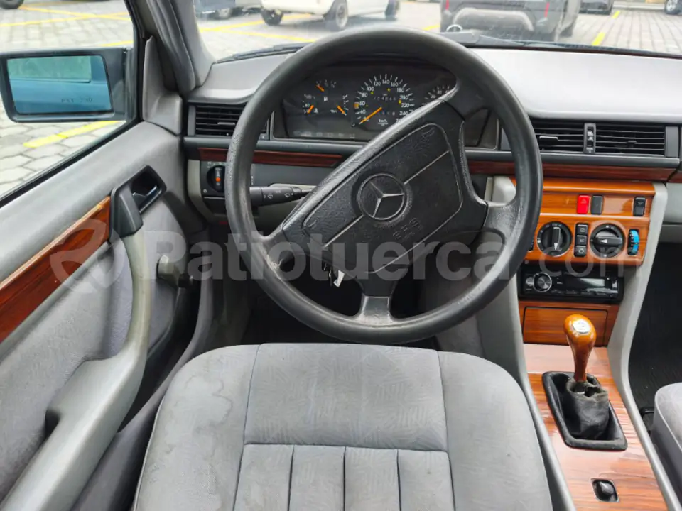 Foto 11 de Mercedes Benz 280E