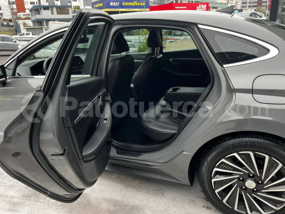 Foto 12 de Hyundai Sonata