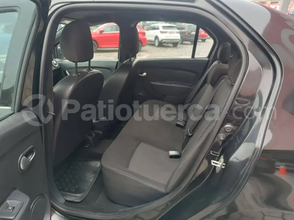 Foto 8 de Renault LOGAN ZEN