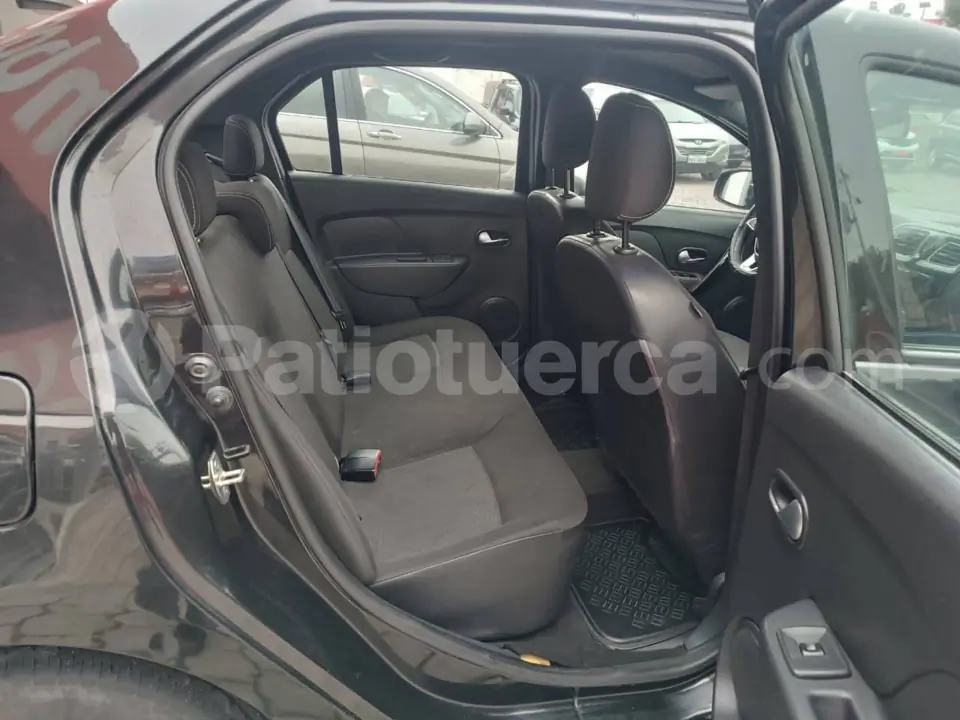 Foto 9 de Renault LOGAN ZEN