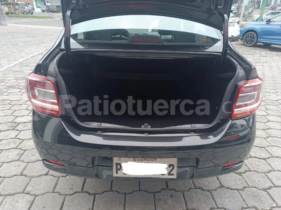 Foto 11 de Renault LOGAN ZEN