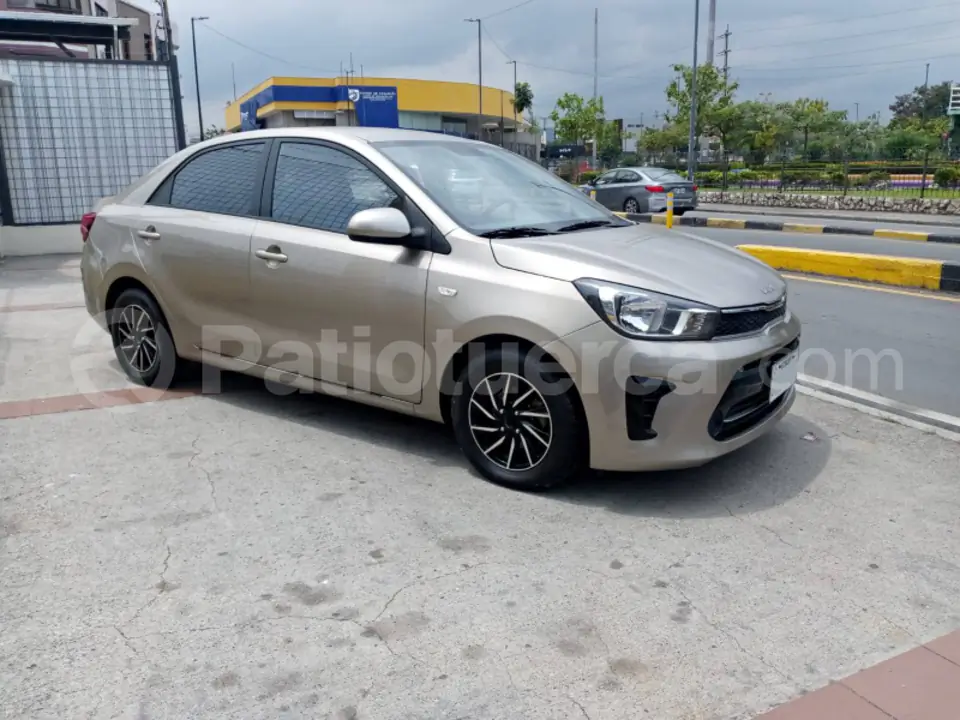 Foto 1 de Kia Soluto