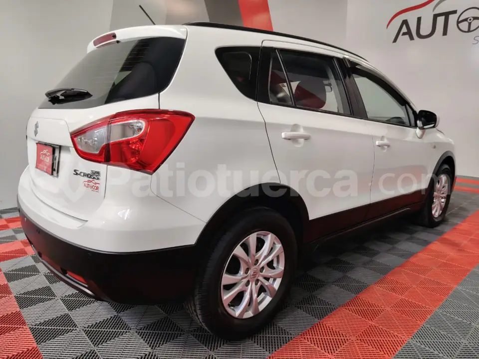 Foto 5 de Suzuki Scross