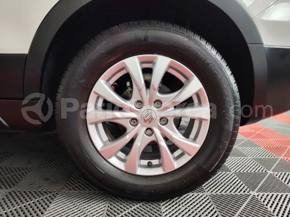 Foto 19 de Suzuki Scross