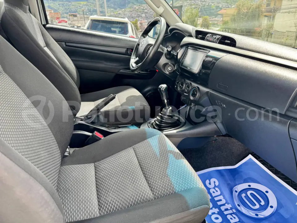 Foto 11 de Toyota NEW HILUX 2.7