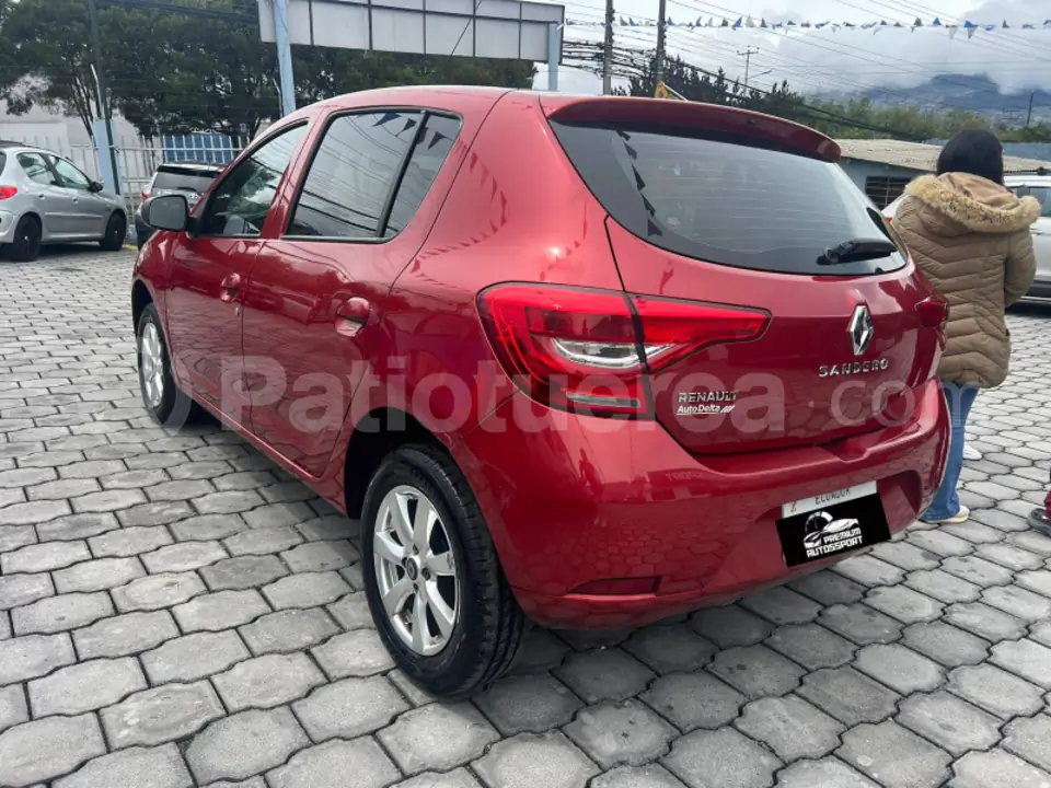 Foto 3 de Renault Sandero