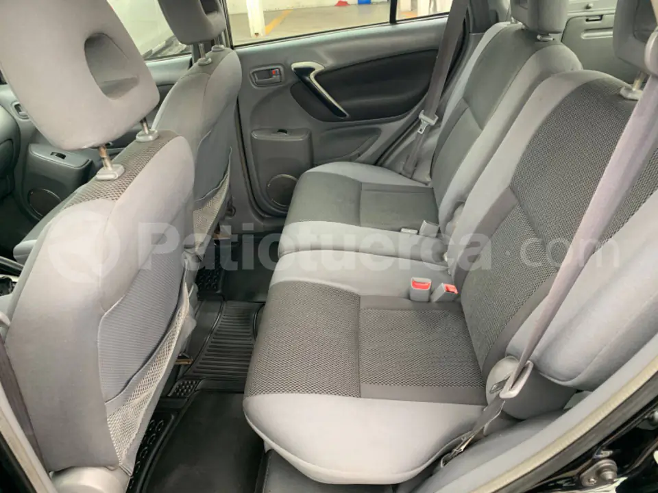 Foto 18 de Toyota RAV 4