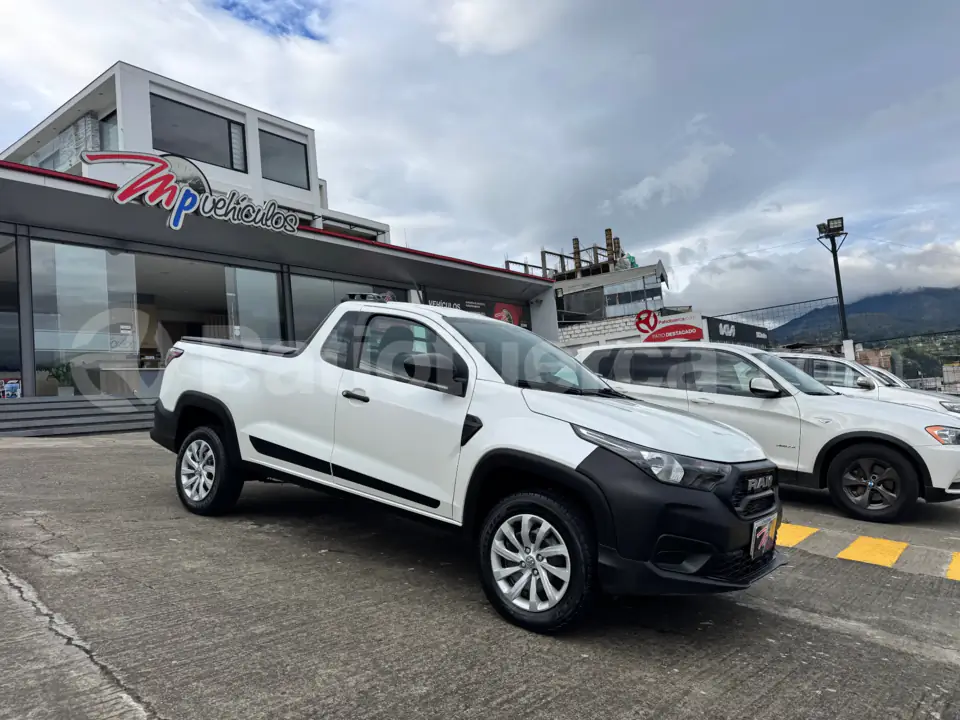 Foto 2 de Ram RAM 700 SLT