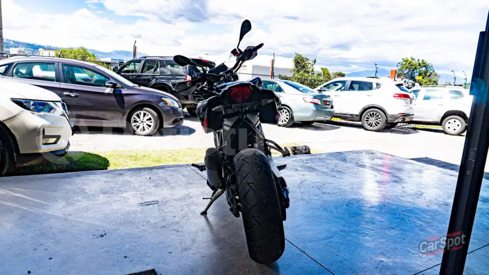 Foto 5 de Husqvarna Nuda 900