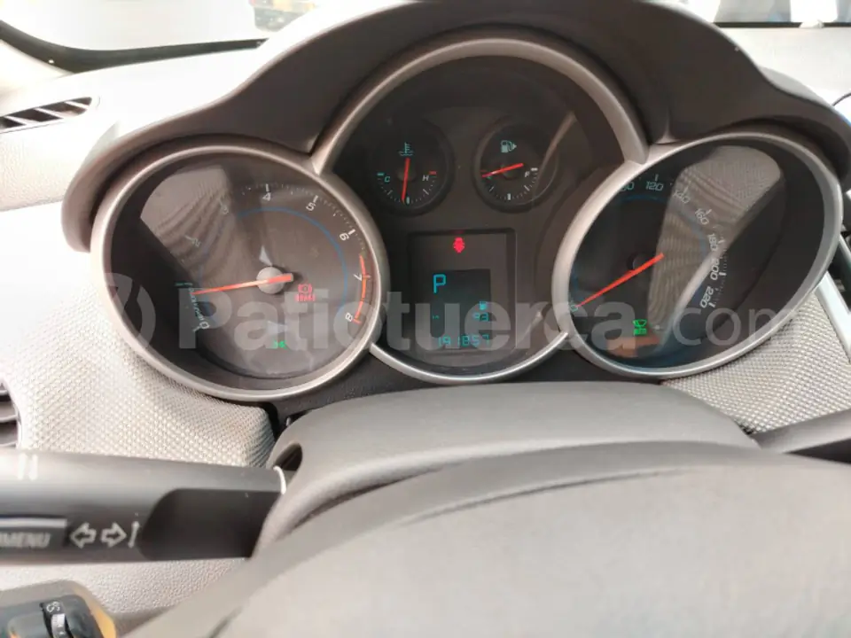 Foto 9 de Chevrolet Cruze