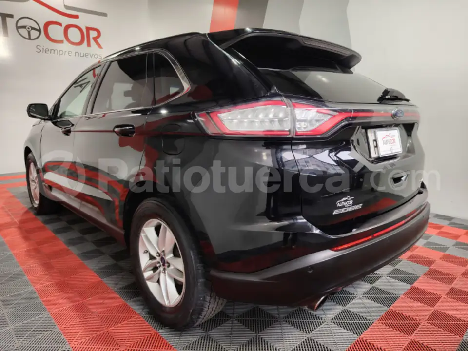 Foto 8 de Ford Edge SE