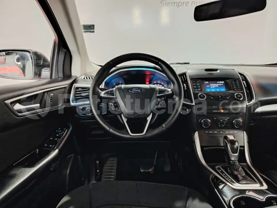 Foto 14 de Ford Edge SE