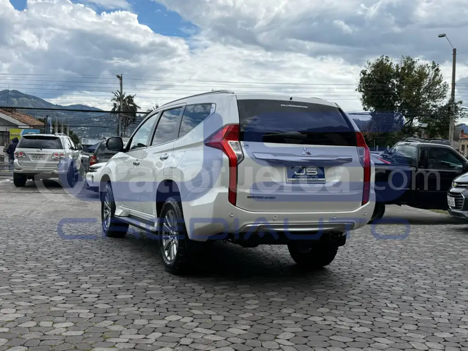 Foto 3 de Mitsubishi Montero Sport