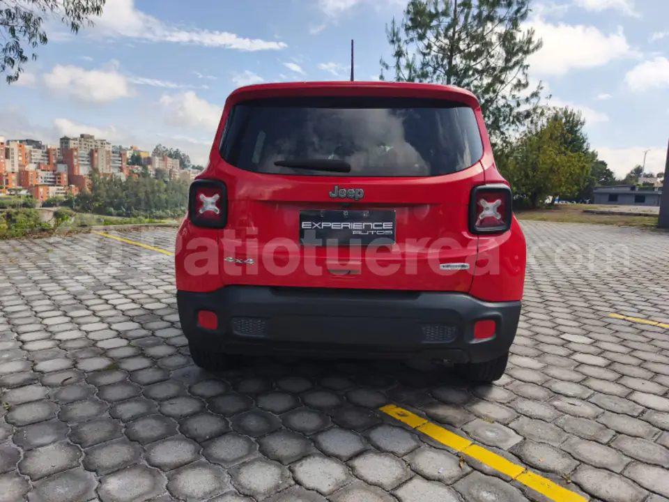 Foto 8 de Jeep Renegade Latitude
