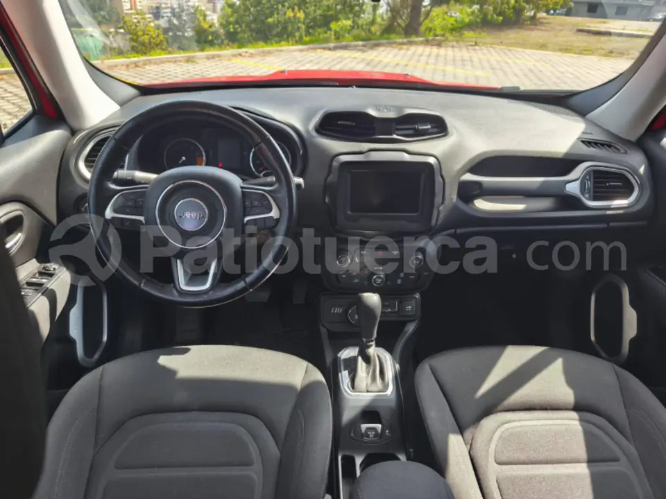 Foto 10 de Jeep Renegade Latitude