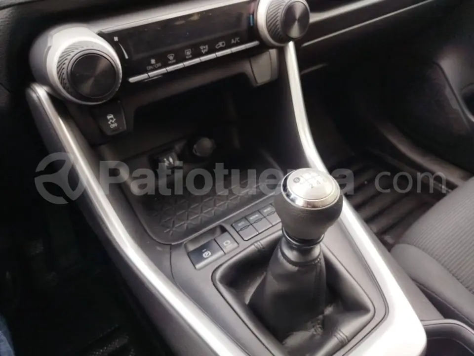 Foto 10 de Toyota NEW RAV4 AC 2.0 5P