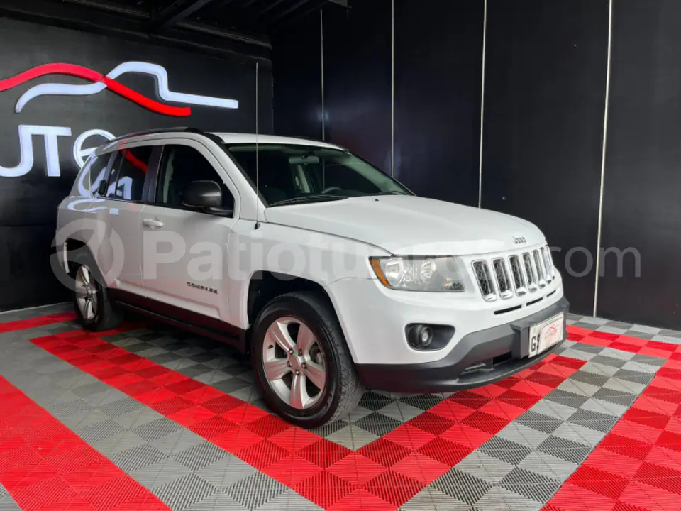 Foto 5 de Jeep Compass Sport