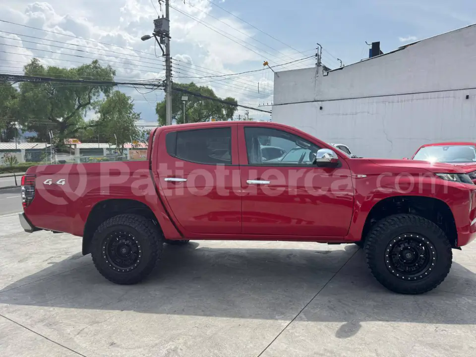 Foto 2 de Mitsubishi L200 GLX