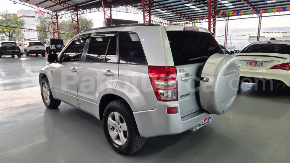 Foto 3 de Suzuki Grand Vitara SZ