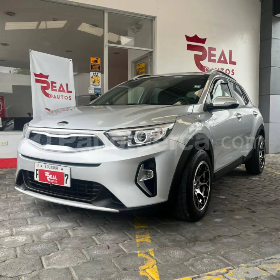 Foto 1 de Kia Stonic LX