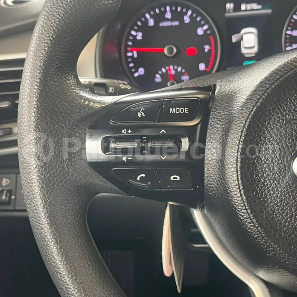 Foto 9 de Kia Stonic LX