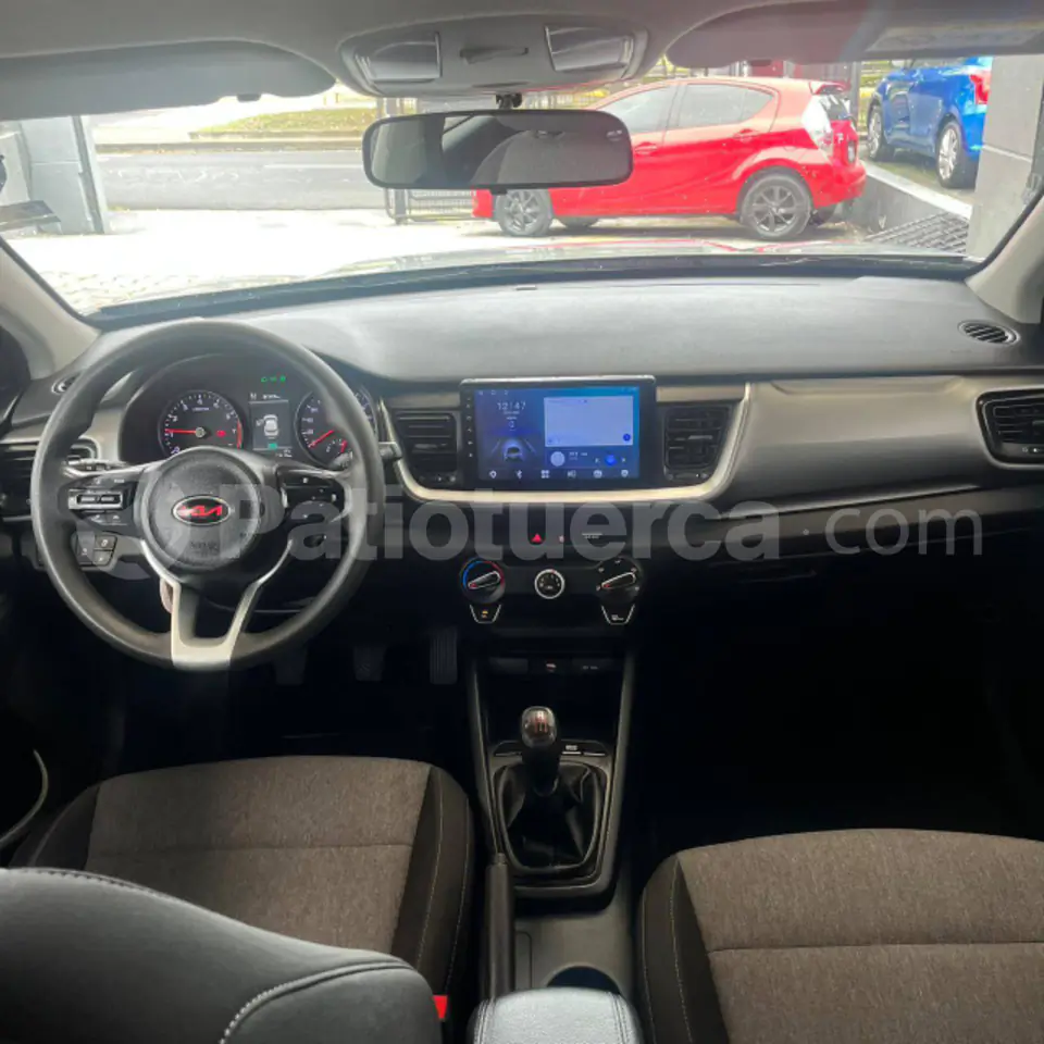 Foto 13 de Kia Stonic LX