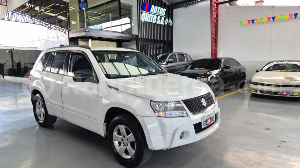 Foto 1 de Suzuki Grand Vitara SZ