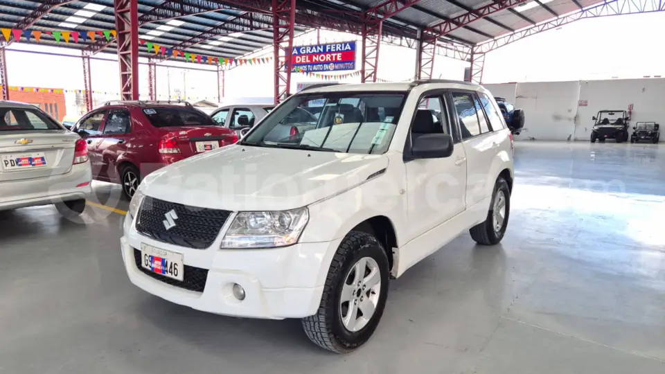 Foto 10 de Suzuki Grand Vitara SZ