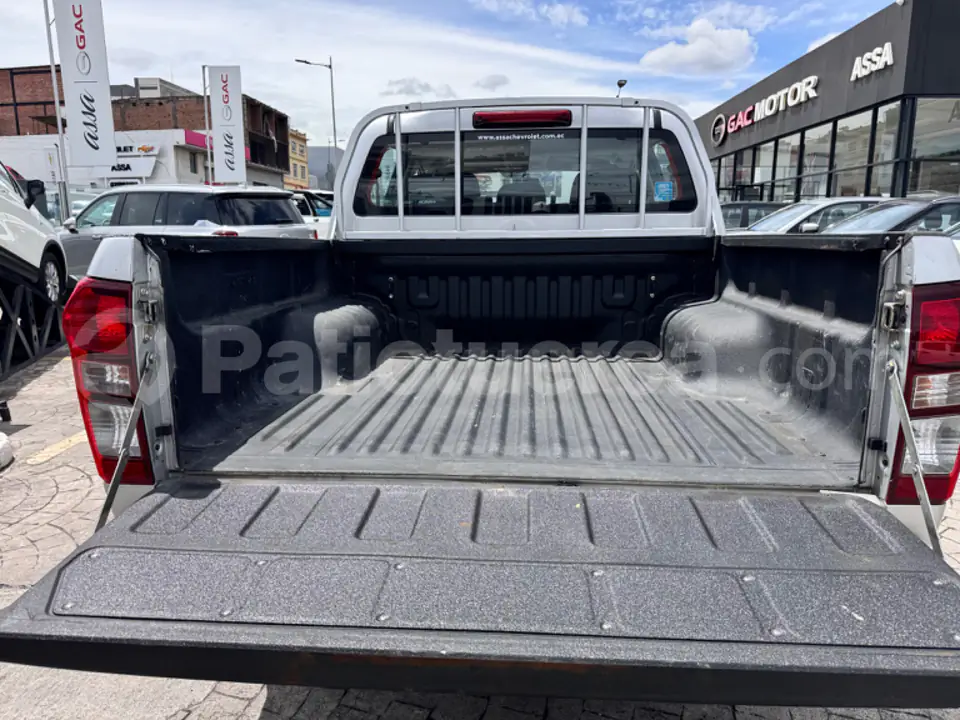 Foto 9 de Chevrolet D-MAX CRDI HI RIDE