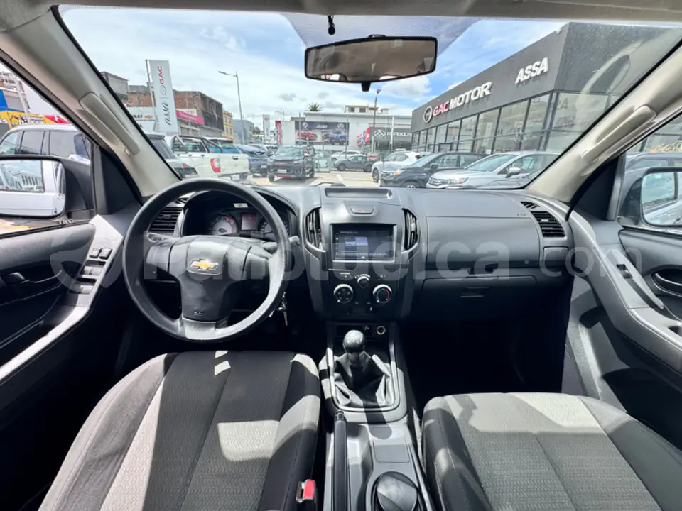 Foto 12 de Chevrolet D-MAX CRDI HI RIDE