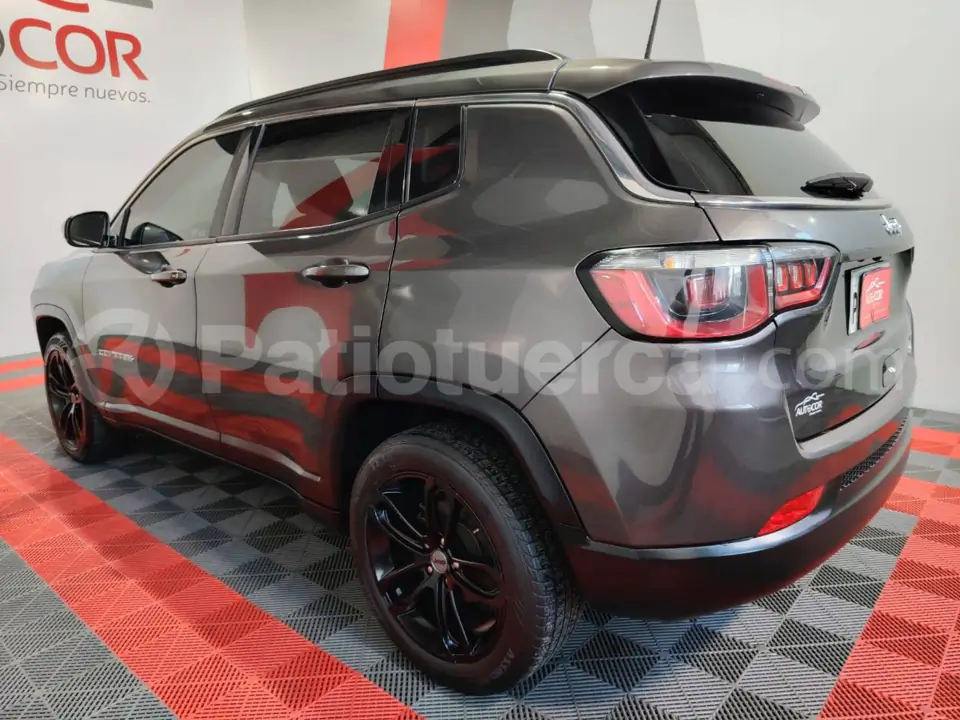 Foto 3 de Jeep Compass Limited