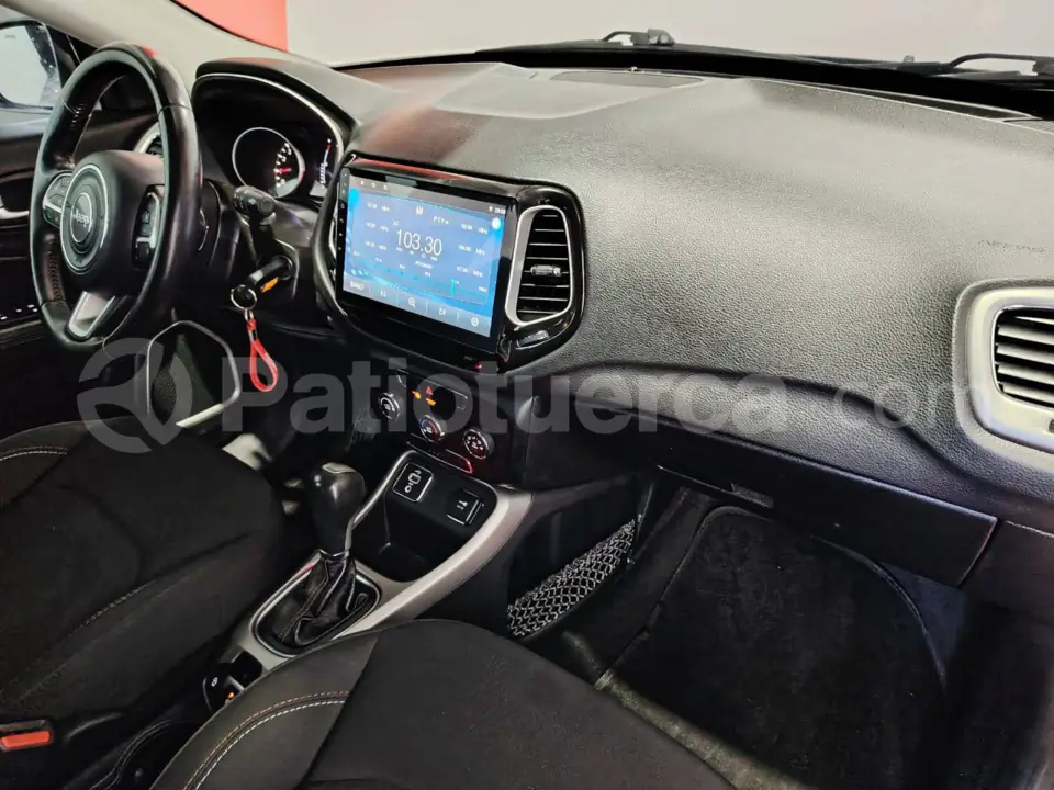 Foto 10 de Jeep Compass Limited